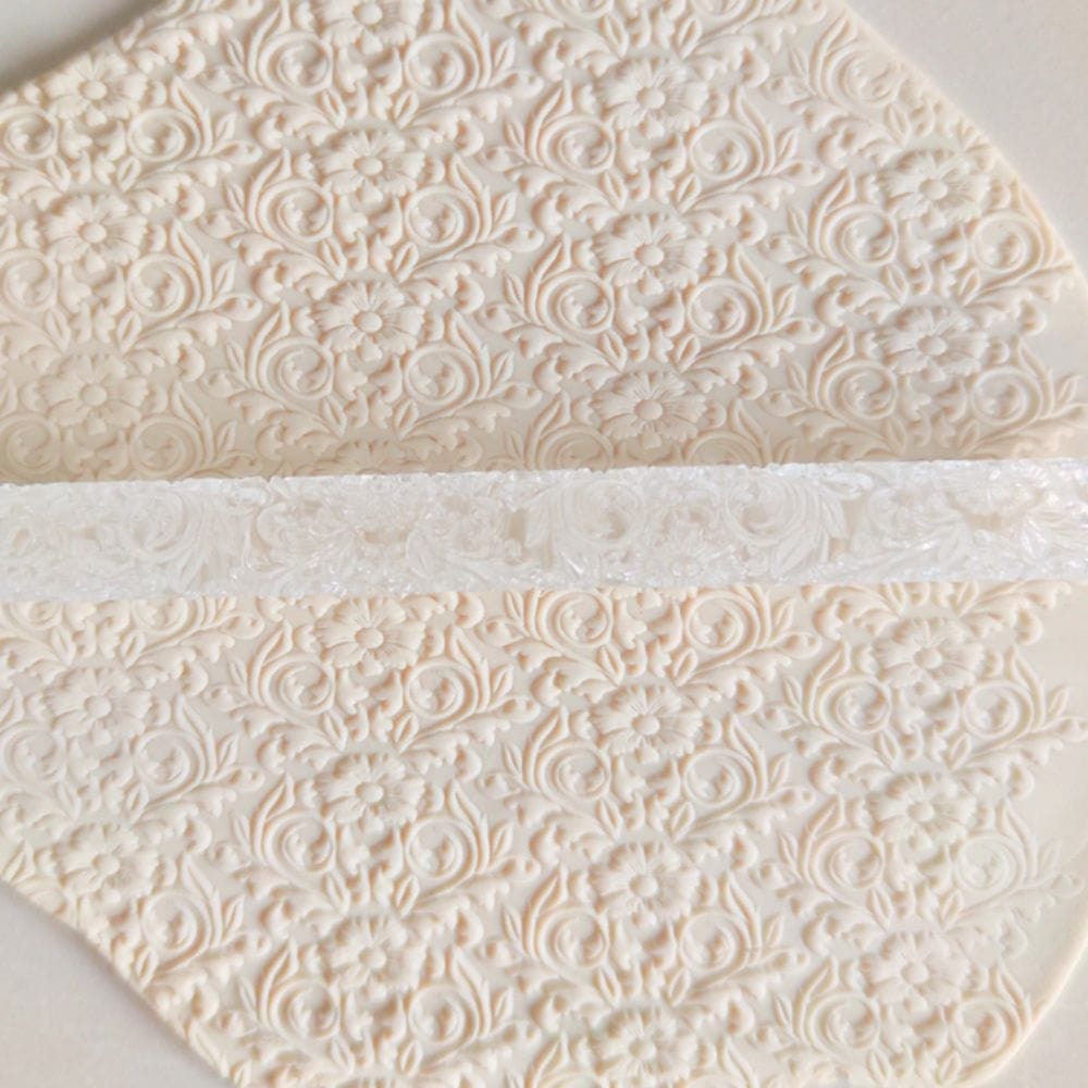 Flower Bed Pattern Embossed Rolling Pin Engraved Cookie Baking Decorative