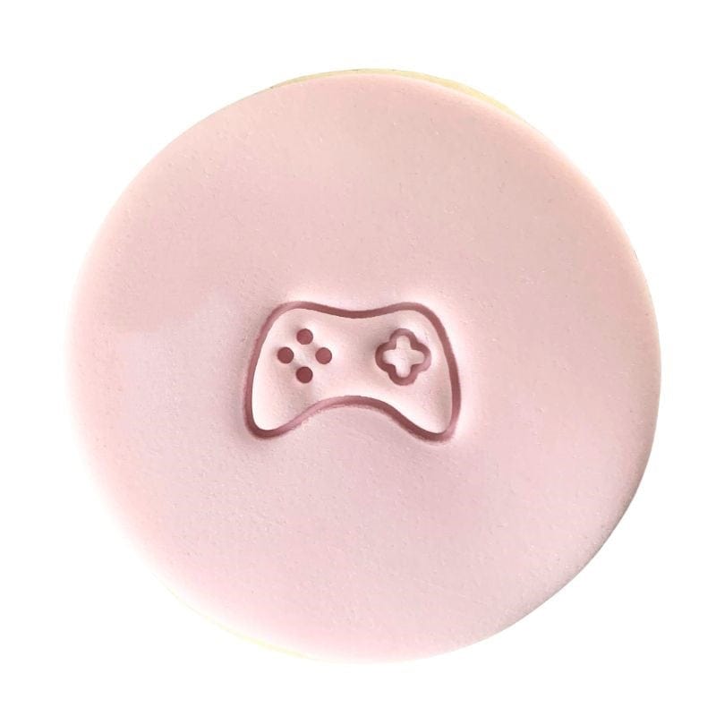 mini gamer cookie stamp with controller design on fondant