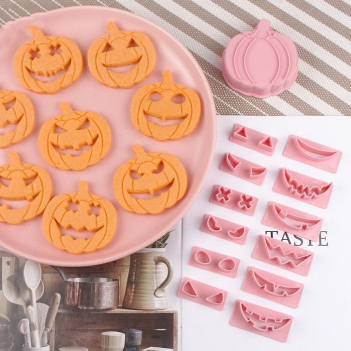 Pumpkin Faces Halloween Cookie Cutter Stamp Embosser Set