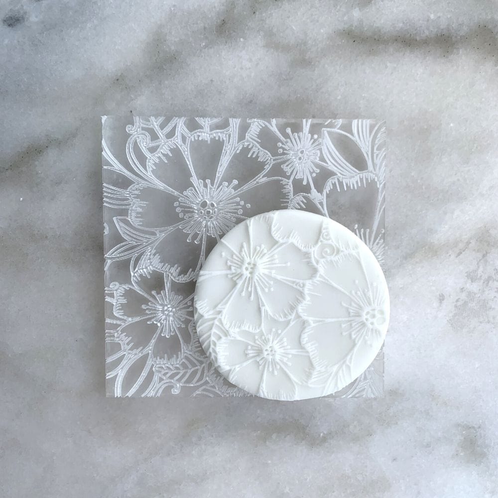 Close-up of Tropical Petals pattern on a cookie